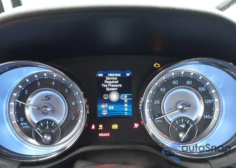 2014 Chrysler 300 300S z USA, uszkodzony, nr VIN 2C3CCABG7EH135911